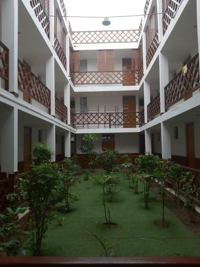 Hotel Villegas III Mollendo Exterior photo
